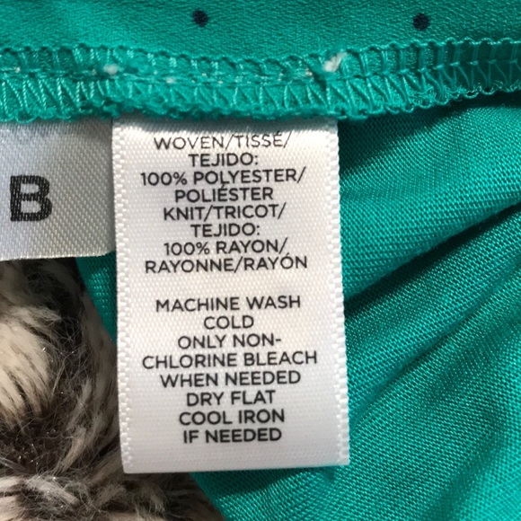 LOFT NWT Mixed Media Polka Dot Sleeveless Blouse - Picture 3 of 3